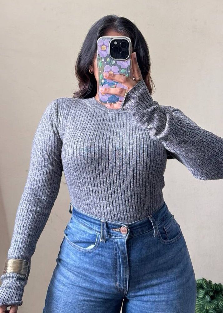 Grey Round neck Ribbed top