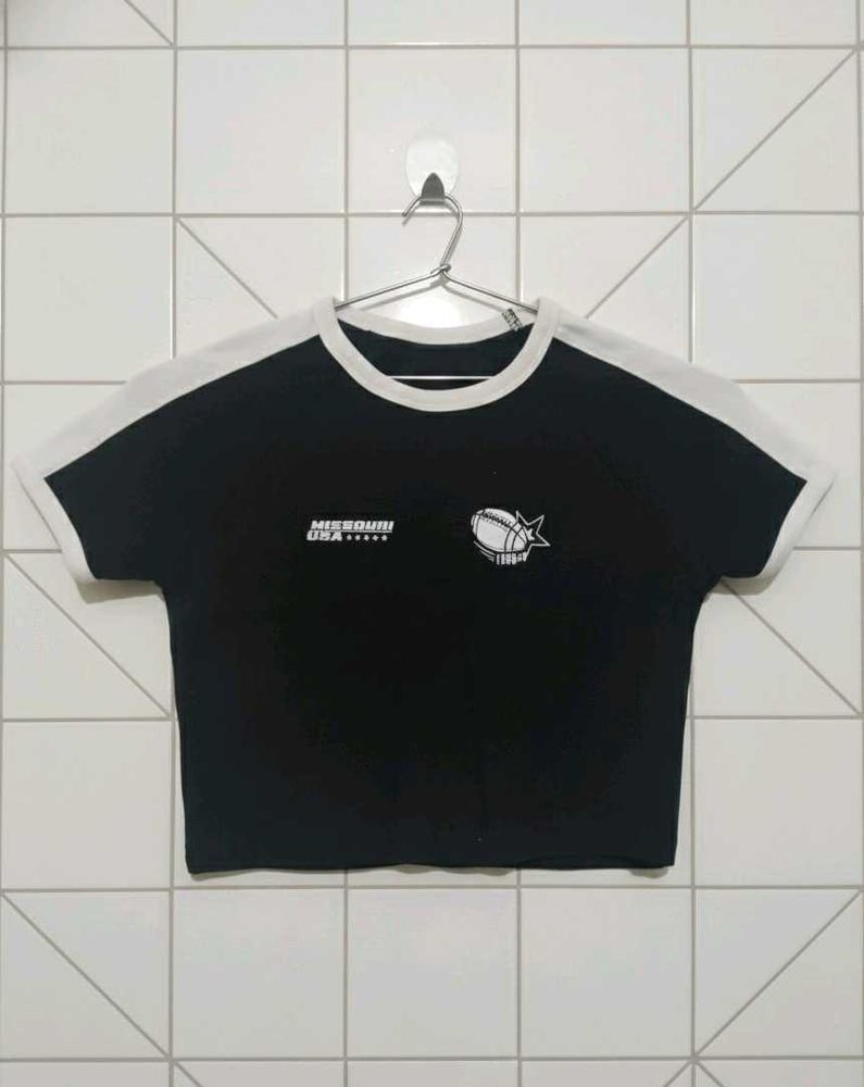 Black Graphic Crop Top