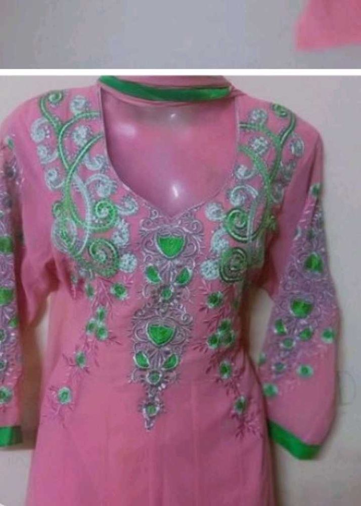 Embroidered Kurta Set