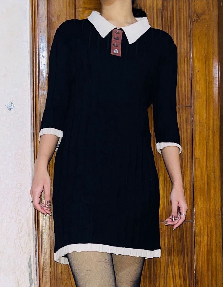 black collar dress