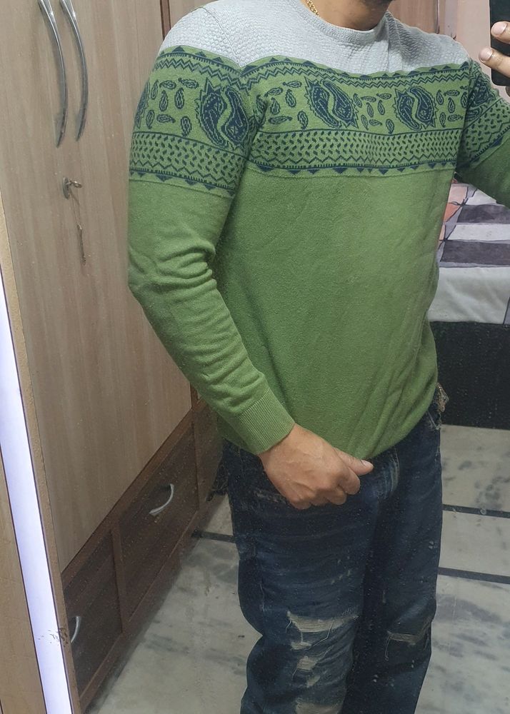 UCB Round Neck Sweater