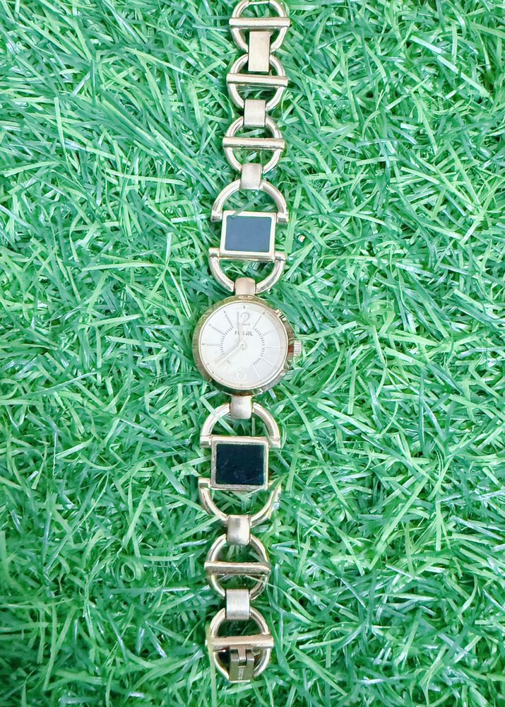 Fossil Watch With Gold Metal Strap