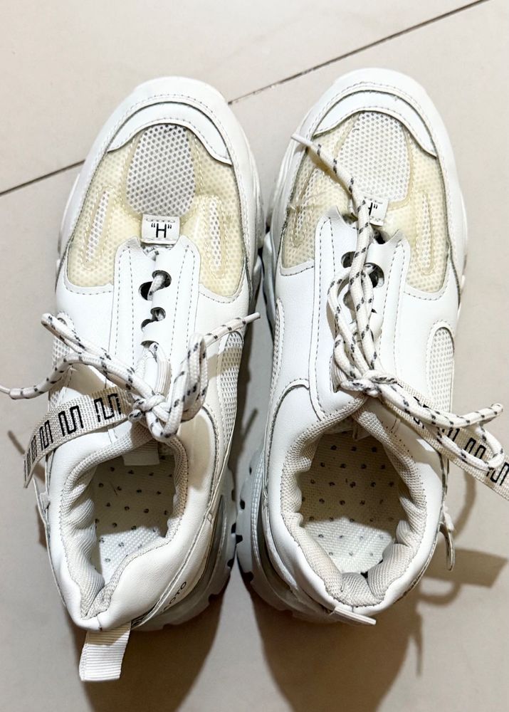 White Fashion Sneakers