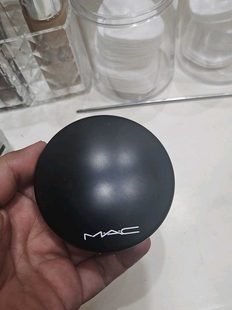 MAC Mineralize Skinfinish Face Powder