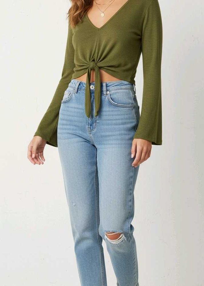 ✅BRAND New Olive Green Tie-Front Top✅