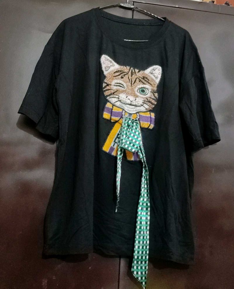 Black T-shirt Cat 🐱 Design For 38 Bust