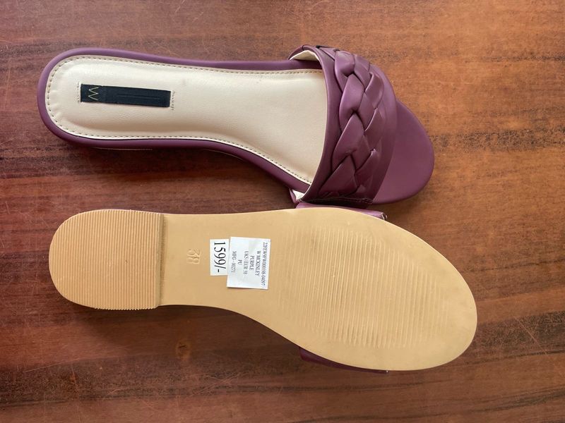 W brand purple and beige flats for dailywear