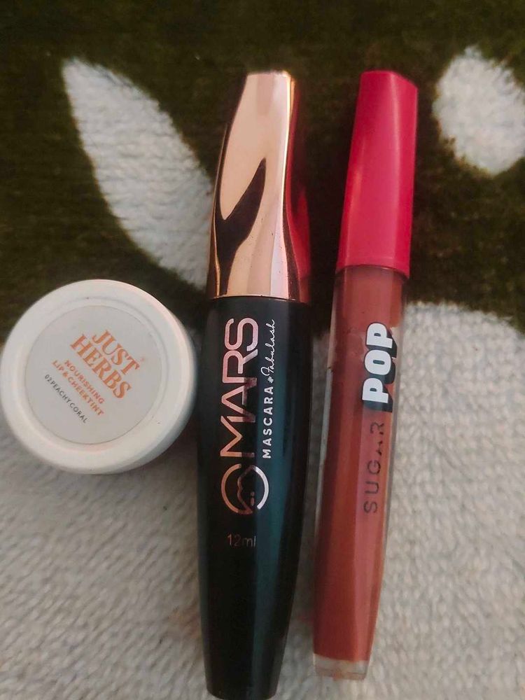 Makeup Bundle: Mascara &amp; Lip Gloss and blush