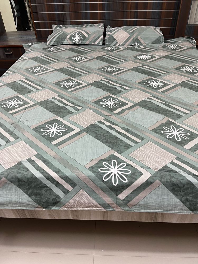 Floral Pattern double bed bedsheet