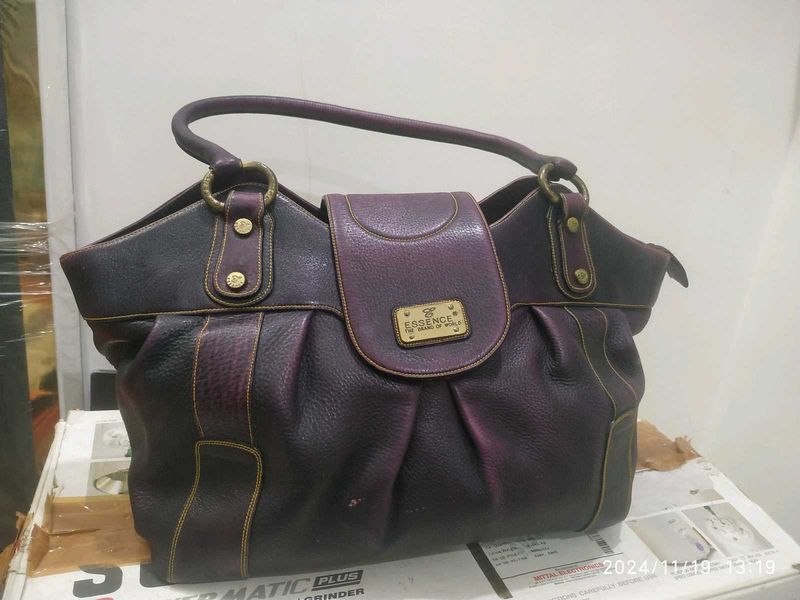 Essence Leather Shoulder And Hand Bag