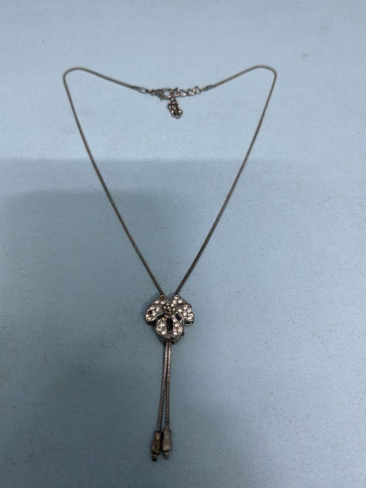 Silver Flower Necklace