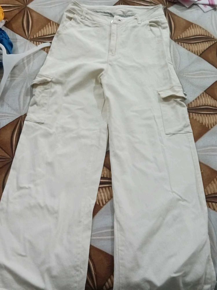 Off White Cargo Pant
