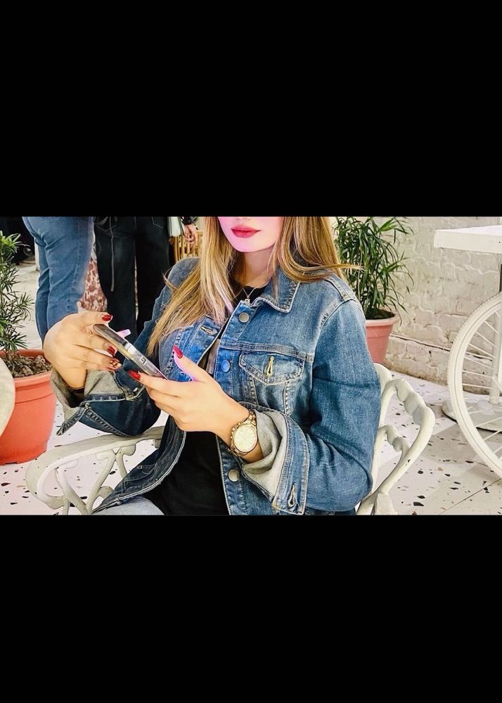 Solid Denim Shirt 🧿 // EU 36