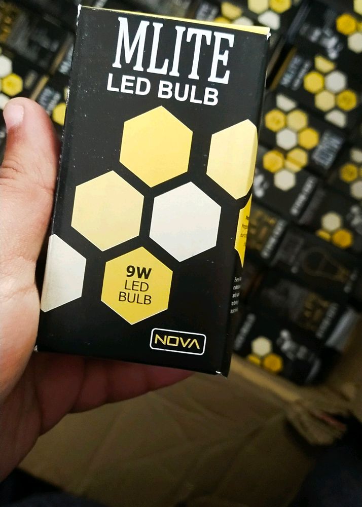 leb Bulbs 9watt 1 Year Warranty Broken Body
