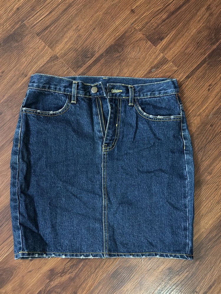 Denim skirt