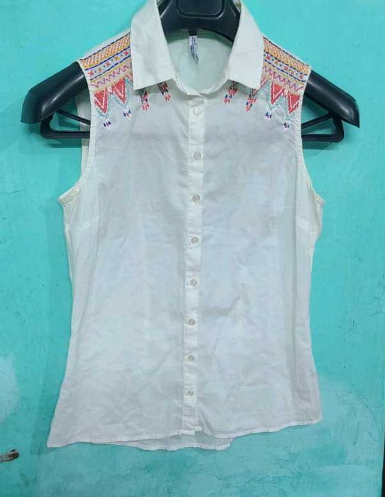 Embroidery Top