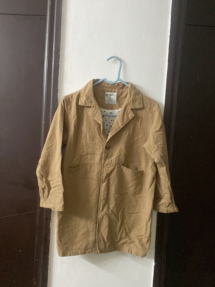 girls trench coat 8-10yr old