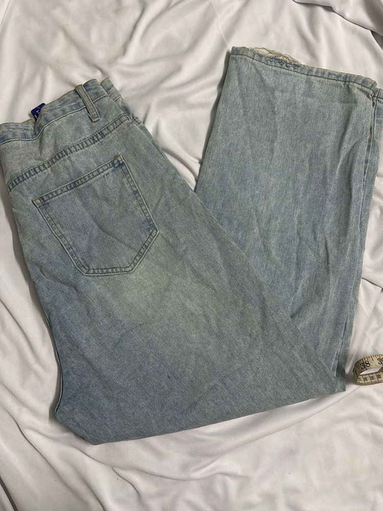 High Waisted Light Blue Baggy Jeans