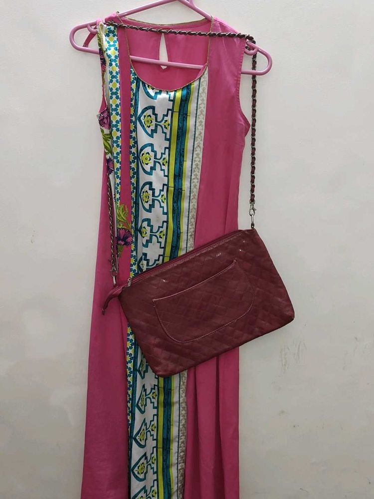 W Women Pink Floral Kurta Sling Bag Combo