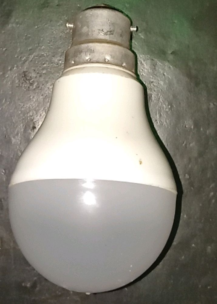 Three Colours In Bulb 💡