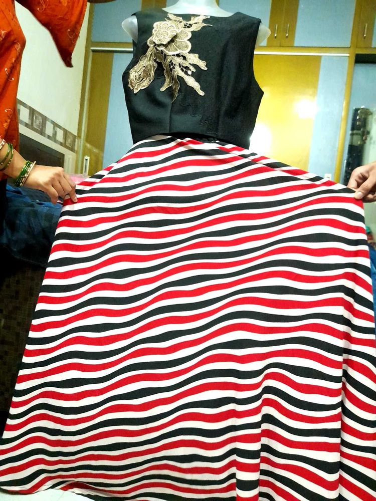 Striped Ethnic Skirt And Blouse