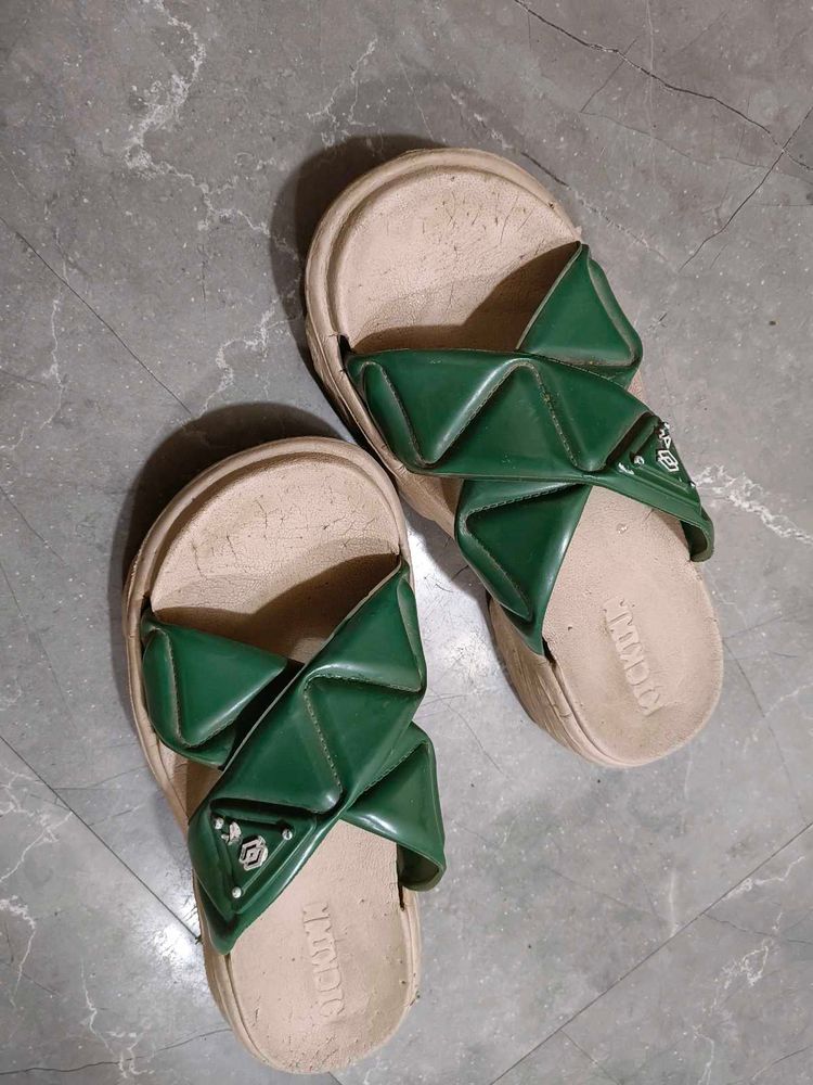 Slipper