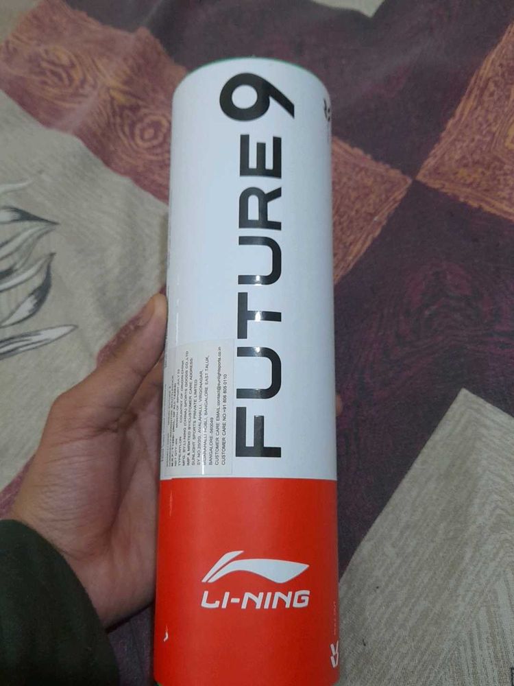 Li Ning Future 9 Shuttlecock