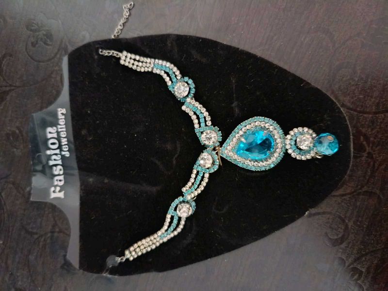 Sparkling Blue Necklace