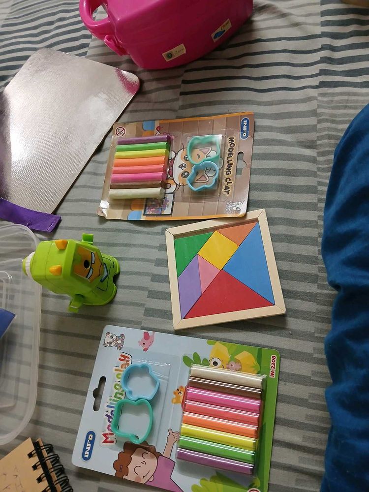 Stationary Clay Shapner Puzzle