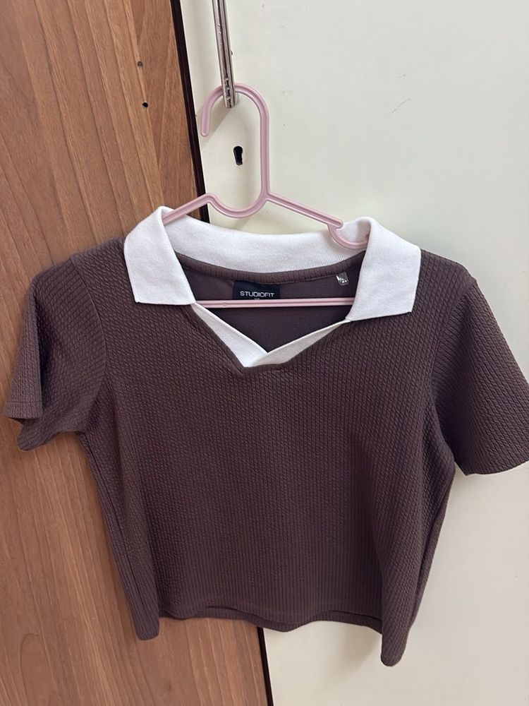 Brown Collared Knit Top