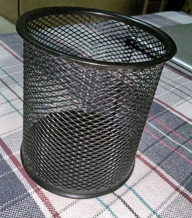 Pens Holder