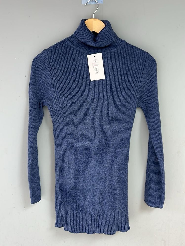 Navy Ribbed Turtleneck Sweater