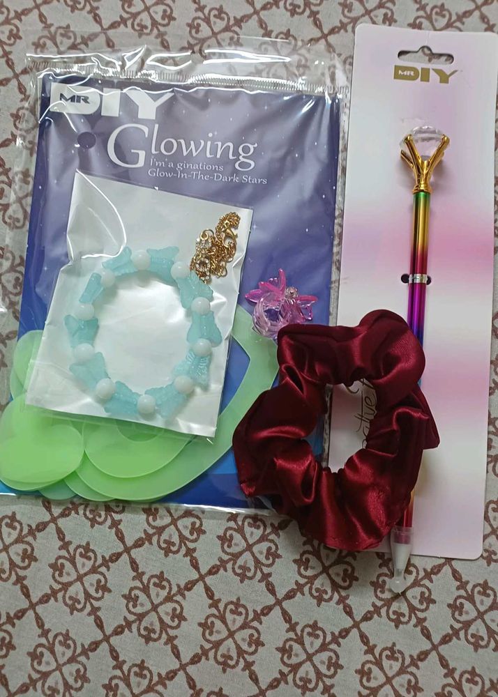 Gift Hamper For Girls