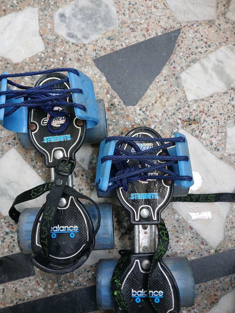 Adjustable Inline Skates With Free Gift