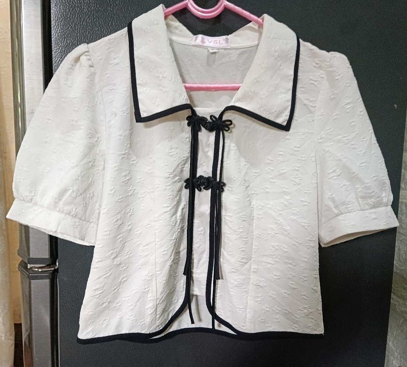 Cute Cropped Blouse