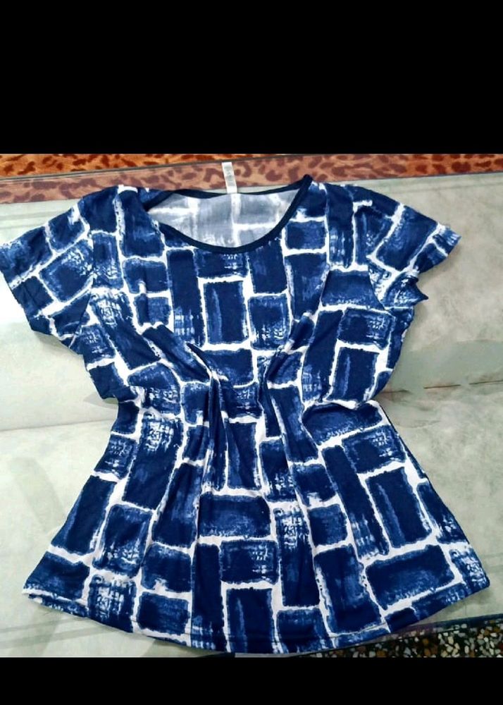 Stretchable Tee