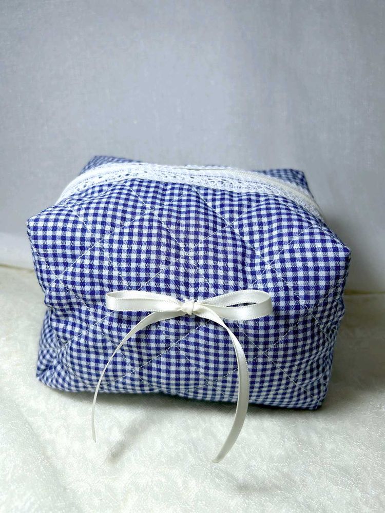 Corquette Pintrest Lace Detailed Storage  Case