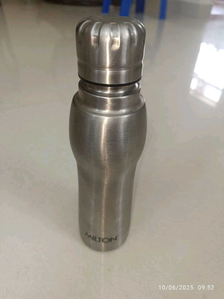 Milton Stainless Steel Water Bottle 1 L
