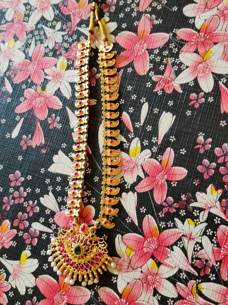 Necklace &amp; Chains