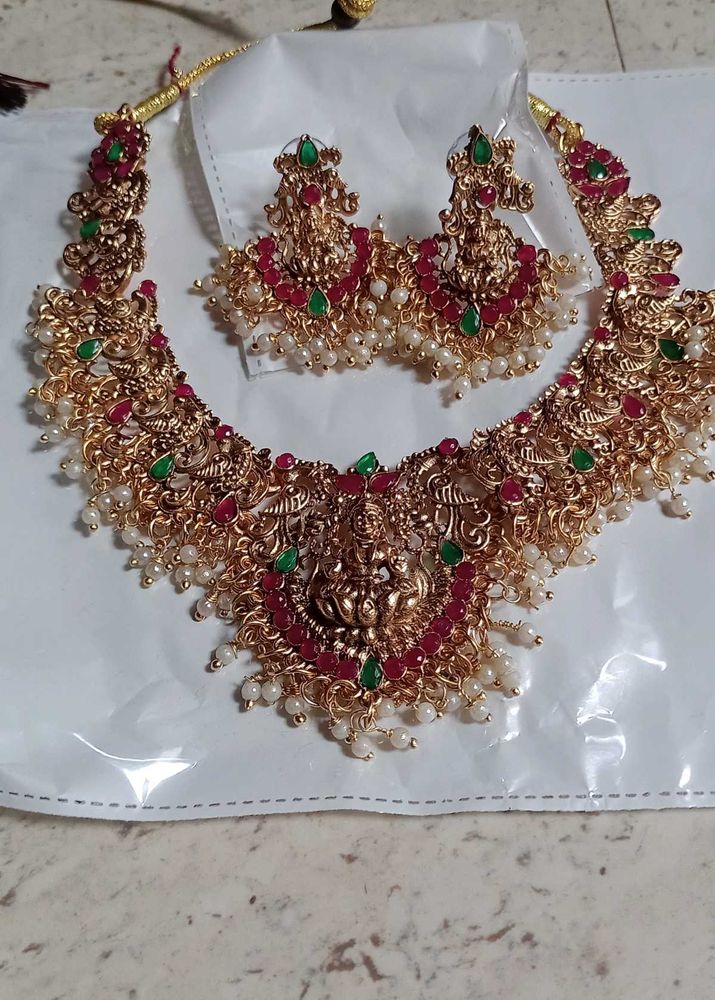 Temple Jwellery Set