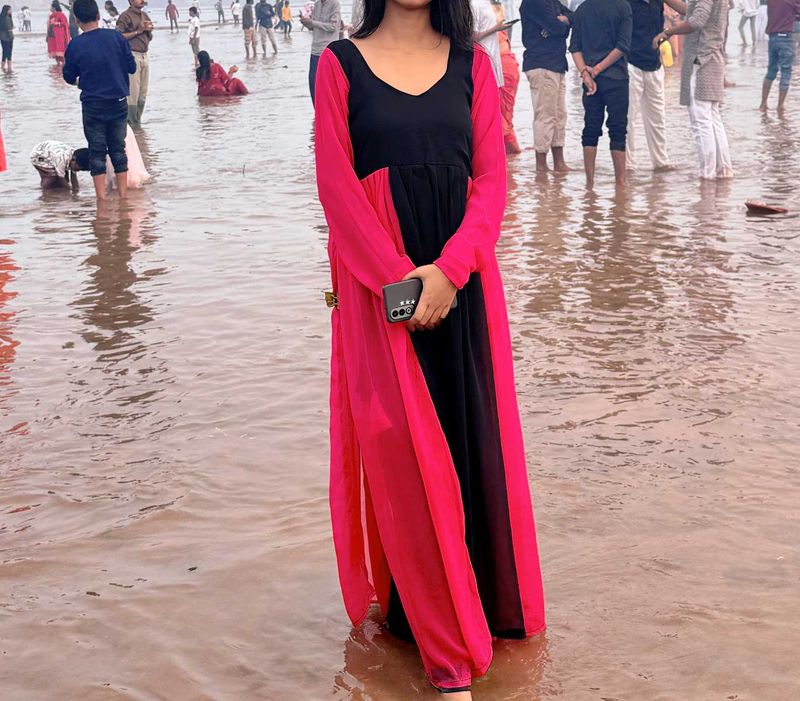 Elegant Pink &amp; Black Kurta