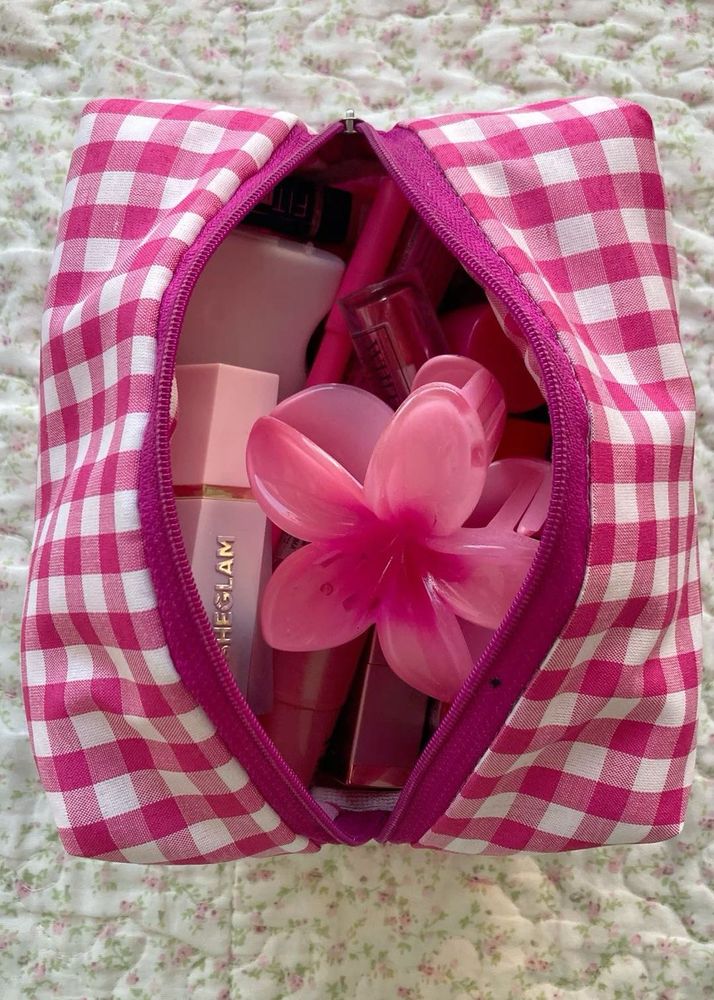 Tie The Knot Pouch Bag