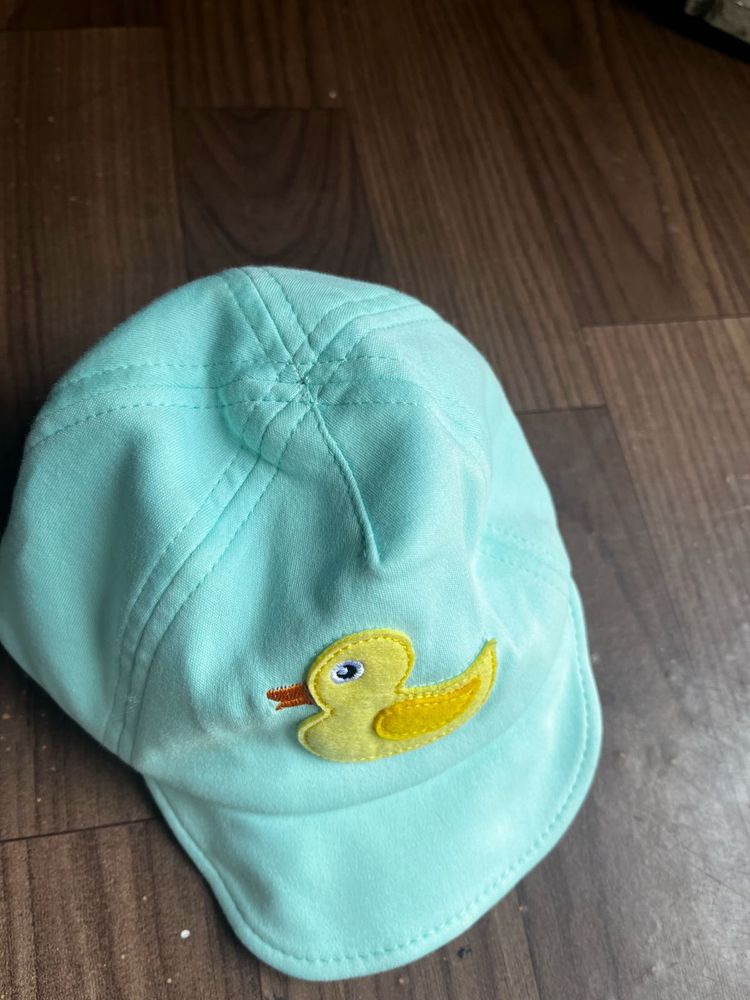 Cap Mint Green Upto 4months,2bibs