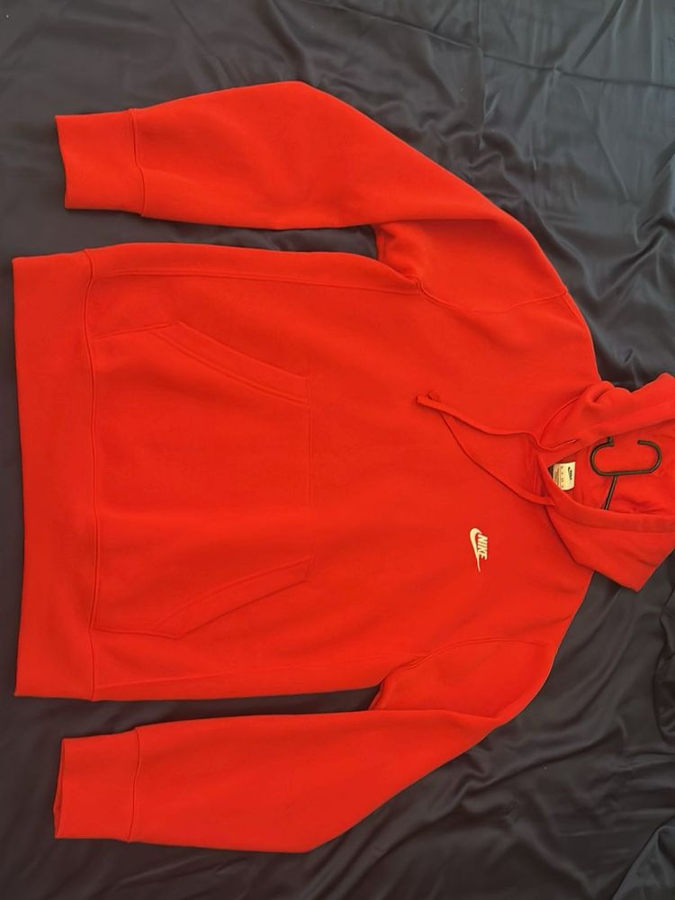 Elegant Brand New Hoddie From Nike