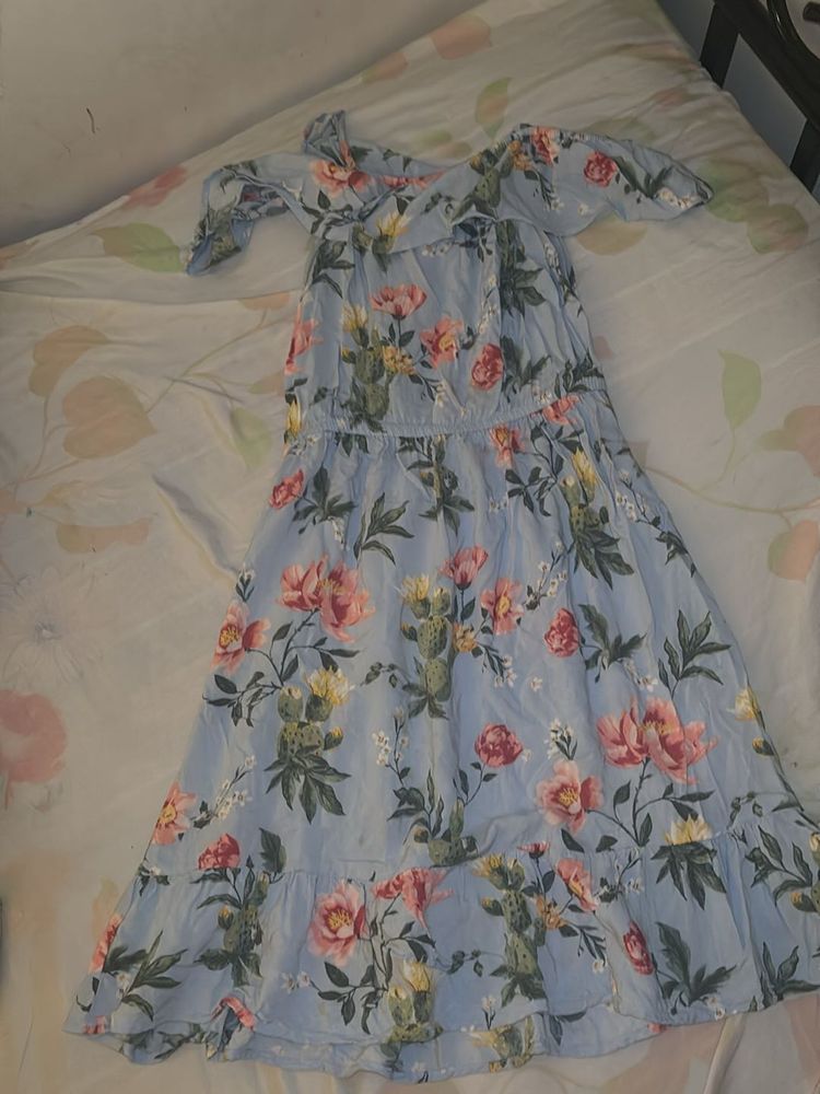 “Brand New H&amp;M Kids Floral Dream Dress For Girls