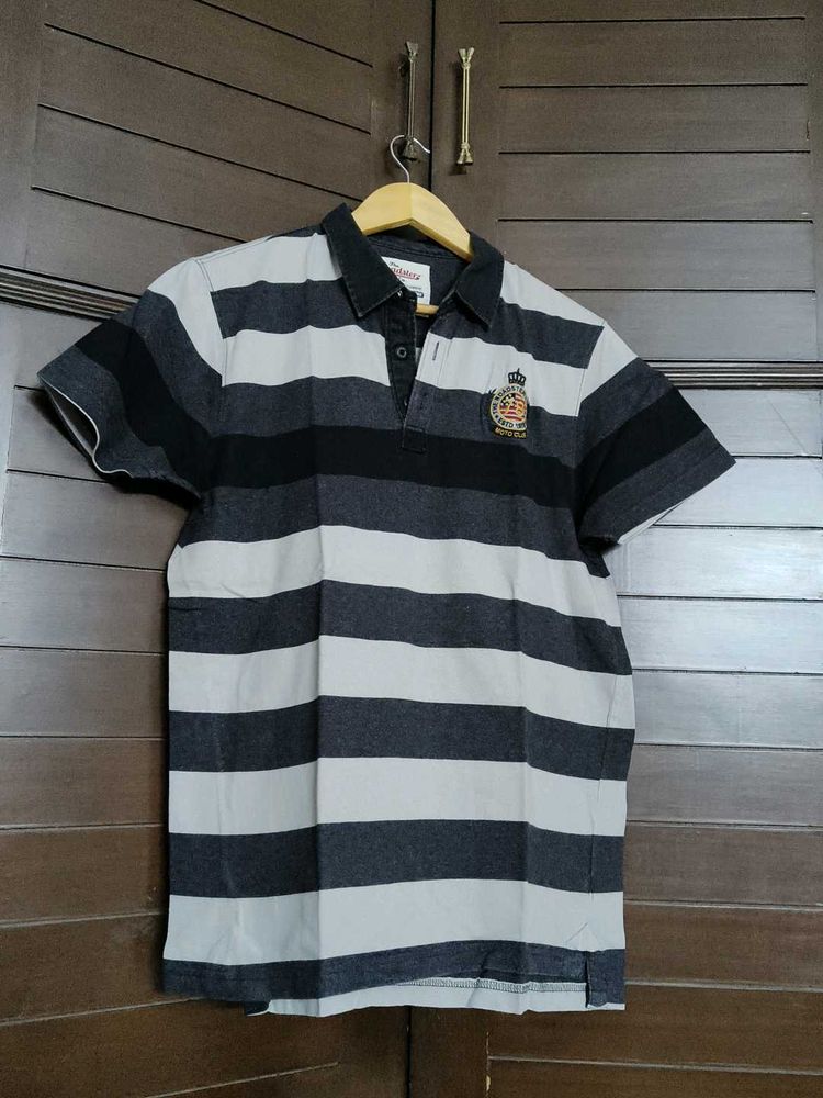 Roadster Men Brand Logo Cotton Polo Tshirt