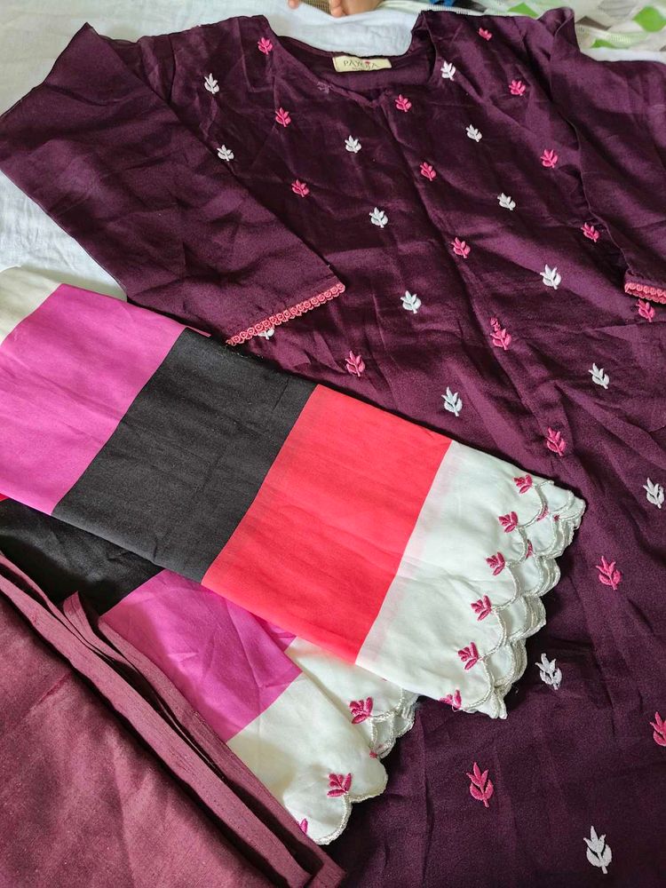 Purple Embroidered Kurti Set