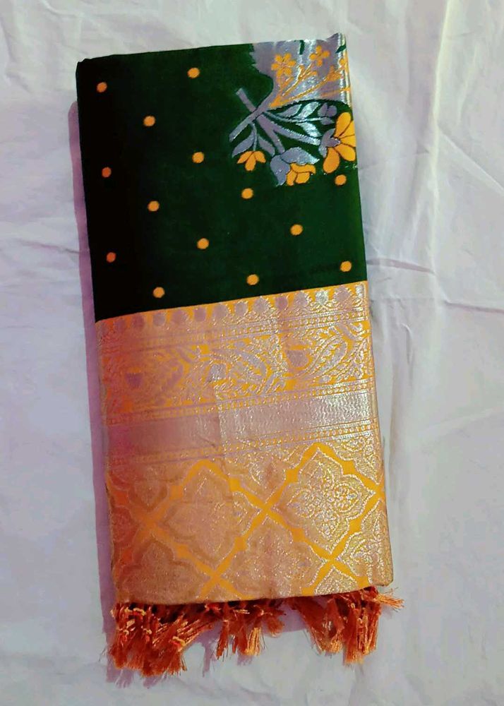 Elegant Green &amp; Gold Saree
