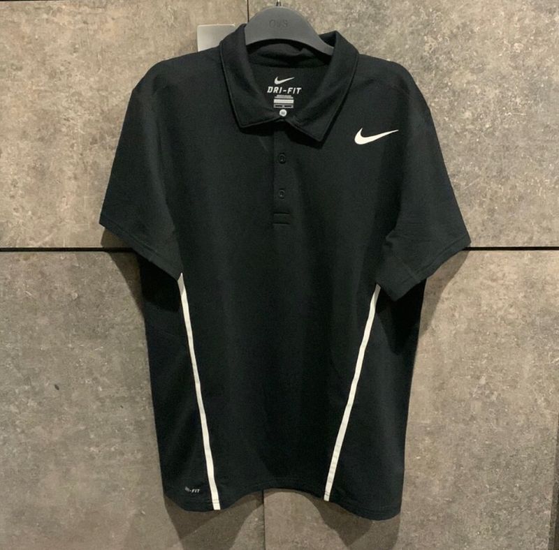 Nike Dri Fit polo T-shirt Size M