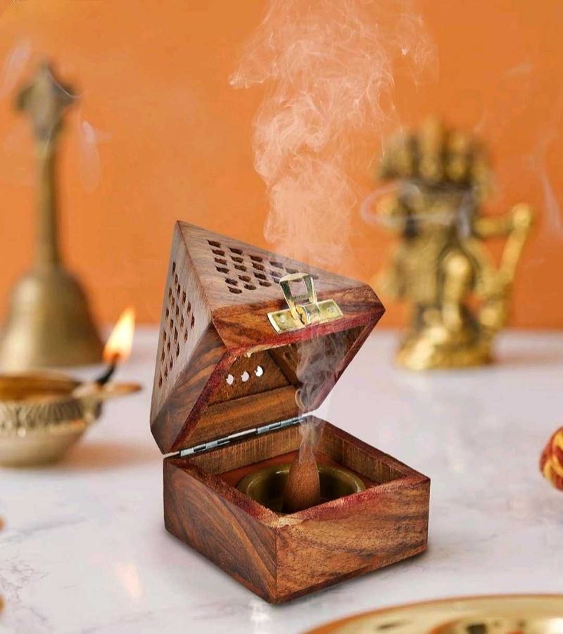 Totally New Unused Pyramid Wooden Dhoop Stand